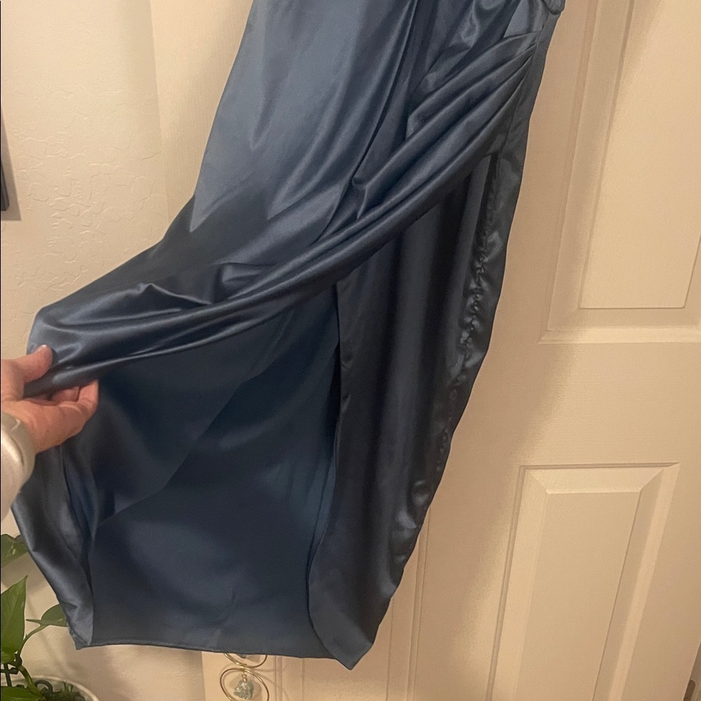 Elegant Blue Satin Slit Dress S:M - Picture 3 of 4
